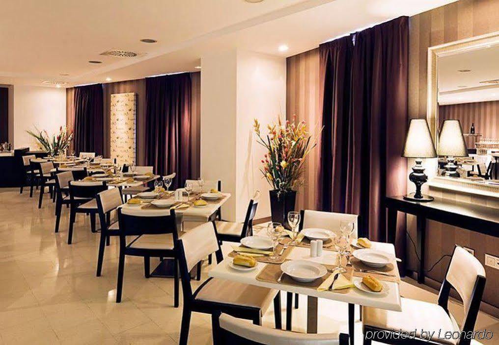 Yit Via Sevilla Mairena Mairena del Aljarafe Restaurang bild